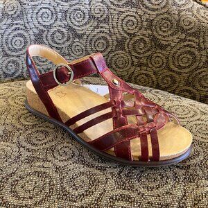 Dansko - Christa Plum - Multiple Sizes (NEW W/ BOX)